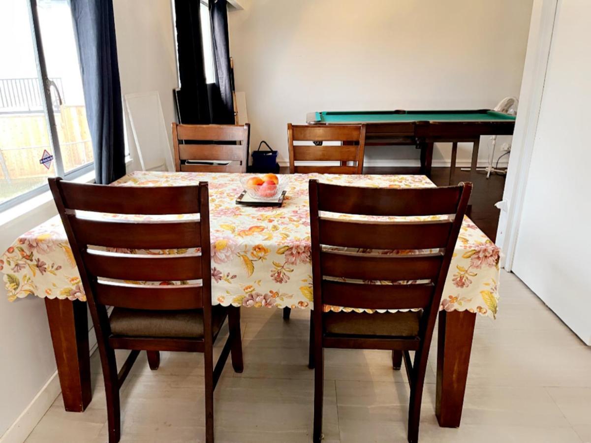 Vintage - 3 Bed House - North Surrey - Ping-Pong And Pool Table - Tv Cable Exterior foto